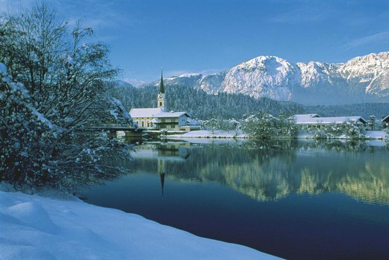 Breitenhof - Haus Breiten Angath エクステリア 写真